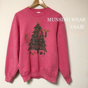 USA製 /MUNSING WEAR /マンシングウェア /メンズM ピンク 長袖 スウェット トレーナー クリスマスツリー プリント アメカジ ビンテージ古着