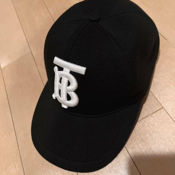 BURBERRY バーバリー ベースボールキャップ 帽子 黒 キャップ Mサイズ