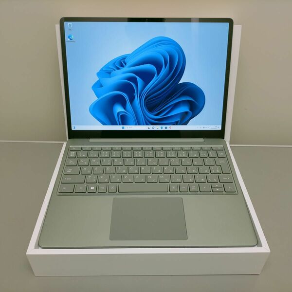 Surface Laptop Go 2 セージ (12.4/Core i5/8GB/SSD128GB/Office無) 2554