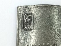 【三】美品 純錫製 茶合 下尾治彦 造 布目 陽刻松竹梅紋 共箱 コレクション o3233Si-P_画像3