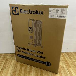 未開封 electrolux エレクトロラックス オイルヒーター COMFORTHEAT 700 ブラックグレー 正規品 暖房器具 EO12D104C0