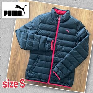 PUMA プーマ 軽量 ダウンジャケット Sサイズ ブラック レッド 薄手 ダウン ロゴ刺繍