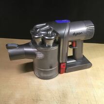 【送料無料】(022124G) dyson DC45 サイクロン式コードレスクリーナー ジャンク品_画像2