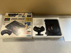 SEGA セガ メガドライブ本体 16-BIT MEGA DRIVE コントローラー付き ジャンク