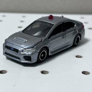 トミカ スバルWRX S4覆面パトカー ルース 