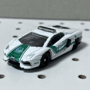 トミカ ランボルギーニアヴェンタドールドバイ警察仕様 絶版 ルース 