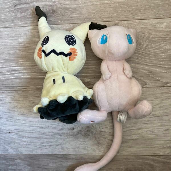 ポケモン　ぬいぐるみ　ミミッキュ　ミュウ