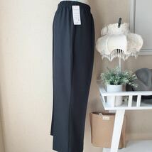 PB632★ 5L 大きいサイズ 新品 シルエットがきれい　冬の美脚 ストレッチパンツ また下66　グレー_画像3