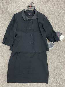 H01025 YUKI TORII スーツ コサージュ付き 黒 サイズ15 新品