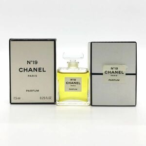 CHANEL シャネル No.19 パルファム 7.5ml ☆残量たっぷり9割　送料350円