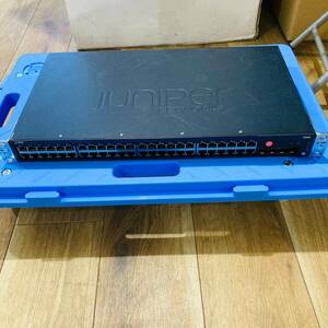 ＊36【通電OK】Juniper EX2200-48T-4G イーサネット スイッチ switch 48ポート バーチャル シャーシ 相互接続 ネットワーク ジュニパー