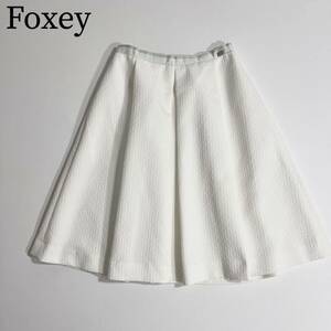 美品　FOXEY NEW YORK フォクシーニューヨーク フレアスカート タック　膝丈スカート 日本製　ジャガード マガジン掲載商品 レディース