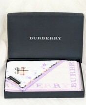 BURBERRY　バーバリー　ハンカチ　2枚　花柄　ノバチェック　ロゴ　未使用　箱あり　_画像1