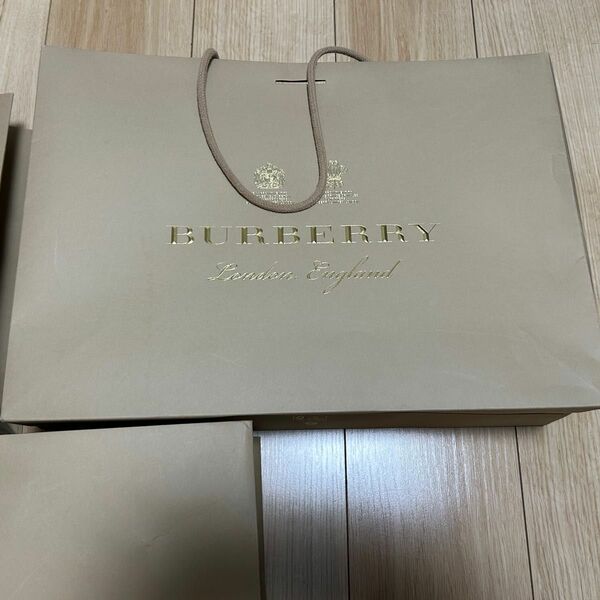 Burberry紙袋