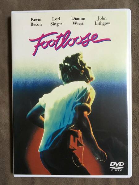 【 送料無料！!・希少な盤面良品の商品です！・保証付！】★フットルース FOOTLOOSE 日本語吹替版◇ケビン・ベーコン他◇本編107分★ 