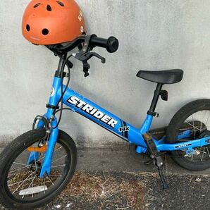 STRIDER ストライダー ペダル付 キックバイク ランニングバイクストライダー 子供用自転車 14x 自転車 ブルー Panasonic ヘルメット付きの画像1