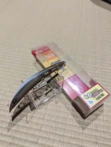 ハルシオンシステム　チキチータ　バンビ92　ワカサギ　中古美品　ミノー