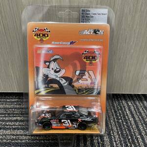 未開封 1/64 NASCAR ACTION Robby Gordon #31 Cingular Looney Tunes Rematch 2002 Monte Carlo ナスカー アクション レーシングミニカー