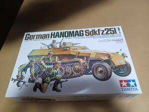 1/35 ドイツ・ハノマーク装甲兵員輸送車 Sd.Kfz.251/1