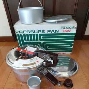 ホクア 未使用 長期保管品 北陸 圧力鍋 4.5リットル 片手圧力鍋 HOKUA BEST PRESSURE PAN 片手鍋 調理器具 家庭用 