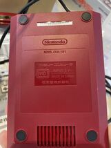 任天堂 Nintendo ニンテンドークラシックミニ ファミリーコンピュータ 中古品 ヤケあり 動作確認済み 付属品あり_画像5