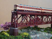 春景色　渓流に架かる赤い鉄橋と渓流沿いに咲く桜の風景　展示用　ジオラマ_画像5