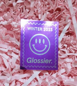 ★glossier★ノベルティのステッカー☆2023☆グロッシアー