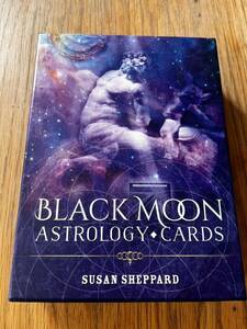 英語版　BLACK MOON ASTROLOGY CARDS オラクルカード