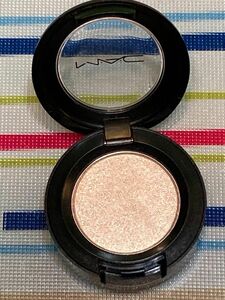 美品★ MAC gold bit スモール アイシャドウ ★☆★ 試しのみ　残量99〜