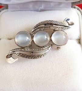  brooch obidome blue moonstone cat's-eye white gold made A13