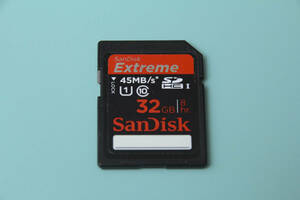 32GB SDHC I カード　SanDisk Extreme 45MB/s