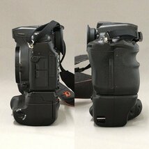 《中古》SONY α700 DSLR-A700 ボディ 動作確認済 縦位置グリップ 充電器 コンパクトフラッシュ付 APS-Cサイズ 汚れ・傷あり（西）_画像5