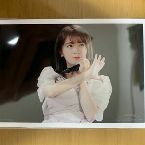 乃木坂46生写真 秋元真夏 CHOOSE 5 PHOTOS 8th YEAR BIRTHDAY LIVEの画像1