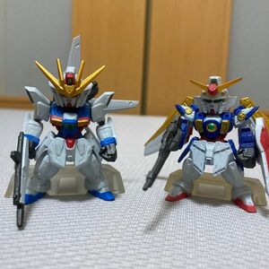 ガンダムコンバージ GUNDAM ガンダムXとウィングガンダムの2体まとめ売りです。