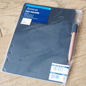 fILOFAX ファイロファックス システム手帳 A4 ペンホルダー ブラック・黒　ボールペン付き　**未使用**