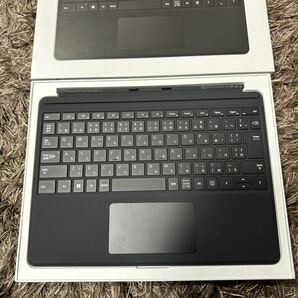 Surface Pro X Signature キーボード スリム ※ペンは付属しません ブラック QJW-00019の画像2