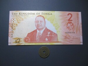未使用　トンガ王国　昨年12月最新発行　ツポウ6世王　2パアンガ