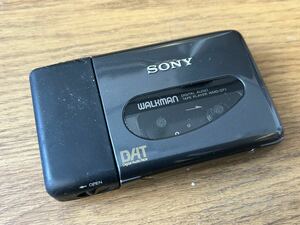 SONY . DATウォークマン　WMD-DT1 / ジャンク品