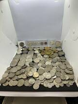 MS-0220 外国銭 総重量約3.1kg 未検品 銀貨 硬貨 外貨 リバティー ケネディ モーガン エリザベス等 いろいろおまとめ_画像1