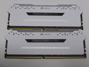 メモリ デスクトップ用 メモリ CORSAIR VENGEANCE RGB PRO DDR4-3200 PC4-25600 16GBx2枚 合計32GB CMW32GX4M2E3200C16W 起動確認済みです