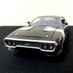 auto world 1/18　1971 Plymouth GTX Hardtop BLACK Velvet white stripes Limited Edition プリムス　黒　オートワールド　京商