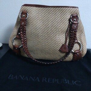 Banana Republic ショルダーバッグ 肩掛け レザーバッグ