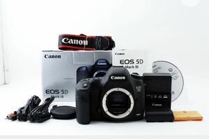 Canon EOS 5D MarkIII 元箱付属品完備　シャッター数1.5万