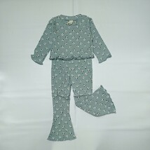 【90サイズ】【未使用】 ベビー ベビー服 女の子 90 セットアップ 長袖 Tシャツ カットソー ズボン パンツ ルームウェア 部屋着 花柄_画像1