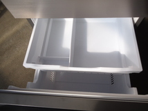 M350　日立　冷蔵庫　３ドア　R-V32KV(N)　2020年製　自動製氷付き　シンプルデザイン　真ん中野菜　315L_画像6