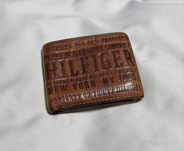 ◆TOMMY HILFIGER トミーヒルフィガー◆レザー 折り財布 訳あり