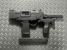  エルフィンナイツ製　9mm機関けん銃　9mm機関拳銃　ガスガン　ksc m11 システム7搭載　自衛隊　希少廃版品_画像3