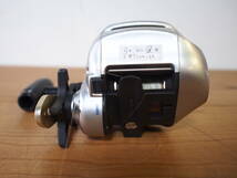 ☆【2T1124-22】 SHIMANO シマノ 800 SLS 小船 リール 釣り具 ジャンク_画像4