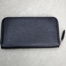 【極美品】FERRAGAMO フェラガモ　長財布　レディース　黒_画像3