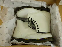 Dr.Martens WHITE 8ホール UK8 未使用 11822100_画像3